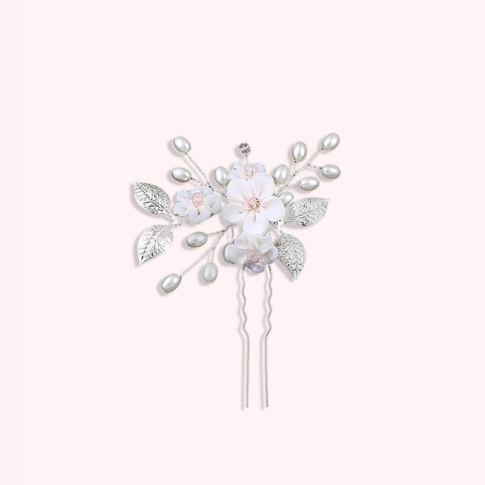 NWT Winter Flower Pearl Pins Hair Accessory set - Picture 3 of 5